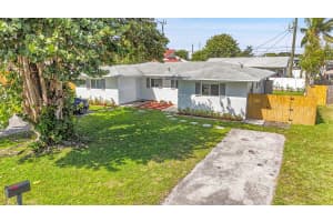 2821 2nd Avenue, Boca Raton, FL 33431 - MLS#R11166732