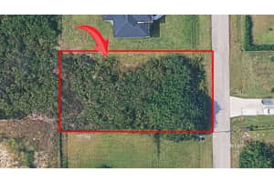 3307 5th Street, Lehigh Acres, FL 33976 - MLS#R11166746
