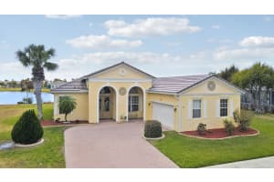 547 Lake Manatee Way, Port Saint Lucie, FL 34986 - MLS#R11166752