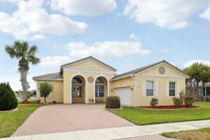 547 Lake Manatee Way, Port Saint Lucie, FL 34986 - MLS#R11166752