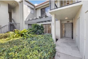 5533 Fairway Park Drive, Boynton Beach, FL 33437 - MLS#R11166753