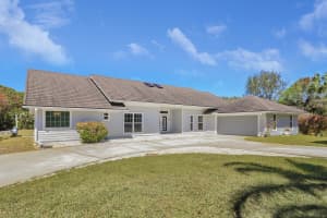 815 Stokes Terrace, Jensen Beach, FL 34957 - MLS#R11166766