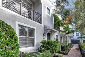 325 Atlantic Grove Way, Delray Beach, FL 33444 - MLS#R11166795