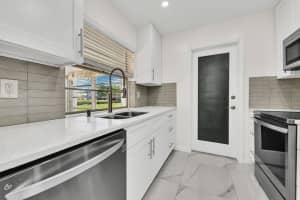 131 14th Street, Boynton Beach, FL 33426 - MLS#R11166809