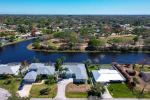 419 Ponoka Street, Sebastian, FL 32958 - MLS#R11166815