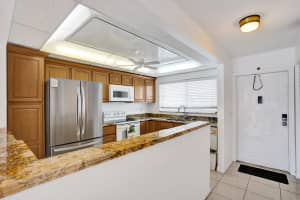 2012 Federal Highway, Boynton Beach, FL 33435 - MLS#R11166846