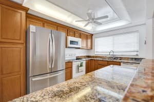 2012 Federal Highway, Boynton Beach, FL 33435 - MLS#R11166846