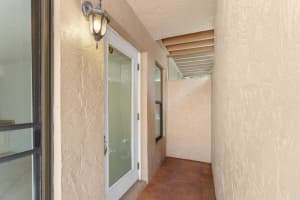 600 Executive Center Drive, West Palm Beach, FL 33401 - MLS#R11166870