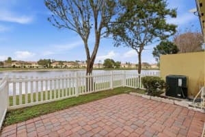 1218 Imperial Lake Road, West Palm Beach, FL 33413 - MLS#R11166925