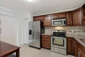 4330 Lucerne Villas Lane, Lake Worth, FL 33467 - MLS#R11166975