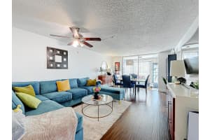 8225 Sunrise Lakes Boulevard, Sunrise, FL 33322 - MLS#R11166978