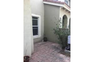 398 Lake Monterey Circle, Boynton Beach, FL 33426 - MLS#R11166987