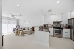 155 Deerfield Drive, Jupiter, FL 33458 - MLS#R11167015