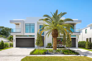 1051 2nd Terrace, Boca Raton, FL 33432 - MLS#R11167020