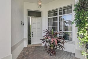 2482 Players Court, Wellington, FL 33414 - MLS#R11167039