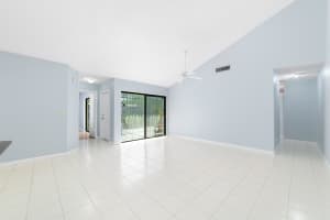 1139 Summit Trail Circle, West Palm Beach, FL 33415 - MLS#R11167050