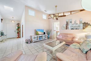 122 Naranja Avenue, Port Saint Lucie, FL 34983 Sold 04/08/26