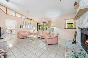 122 Naranja Avenue, Port Saint Lucie, FL 34983 - MLS#R11167070