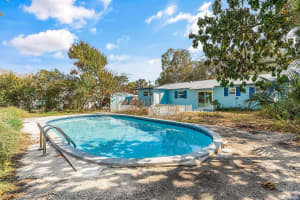 45 1st Court, Vero Beach, FL 32962 - MLS#R11167091