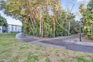 1008 Green Pine Boulevard, West Palm Beach, FL 33409 - MLS#R11167122