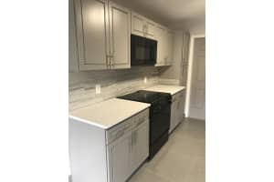 142 8th Avenue, Delray Beach, FL 33444 - MLS#R11167134