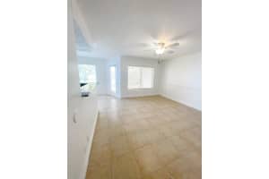 815 Boynton Beach Boulevard, Boynton Beach, FL 33426 - MLS#R11167136