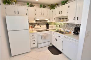 1225 21st Street, Stuart, FL 34994 - MLS#R11167211