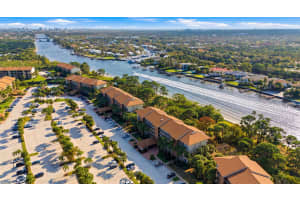 2001 Marina Isle Way, Jupiter, FL 33477 - MLS#R11167217