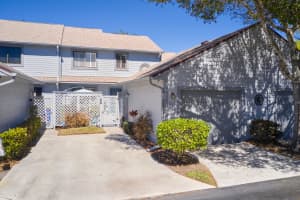 6116 Georgetown Place, Hobe Sound, FL 33455 - MLS#R11167244