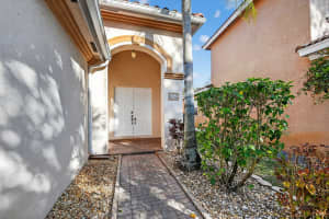 876 Gazetta Way, West Palm Beach, FL 33413 - MLS#R11167253