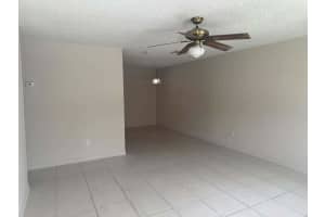 422 Caroline Avenue, West Palm Beach, FL 33413 - MLS#R11167268