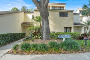 215 Oak Harbour Drive, Juno Beach, FL 33408 - MLS#R11167272