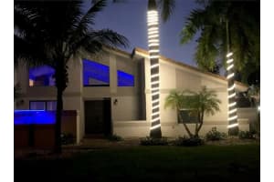 680 111th Way, Coral Springs, FL 33071 - MLS#R11167274