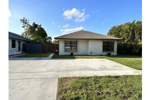 1490 Summit Run Circle, West Palm Beach, FL 33415 - MLS#R11167318