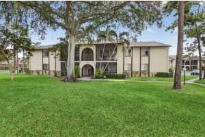 409 Pine Glen Lane, Greenacres, FL 33463 - MLS#R11167320