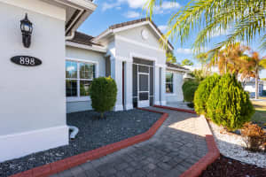 898 Curtis Street, Port Saint Lucie, FL 34983 - MLS#R11167331