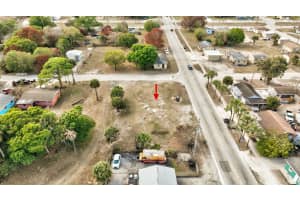 432 26th Street, Fort Pierce, FL 34947 - MLS#R11167371