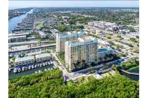 700 Boynton Beach Boulevard, Boynton Beach, FL 33435 - MLS#R11167384