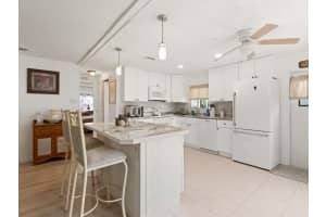 8 Brisa Lane, Port Saint Lucie, FL 34952 - MLS#R11167426