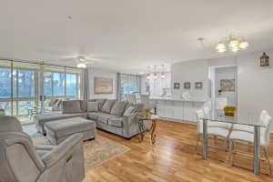 105 Half Moon Circle, Hypoluxo, FL 33462 - MLS#R11167477