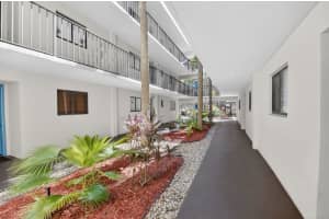 5190 Las Verdes Circle, Delray Beach, FL 33484 - MLS#R11167494