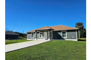 2447 5th Street, Okeechobee, FL 34972 - MLS#R11167584