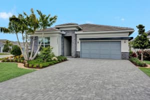 10005 Driftwood Way, Palm Beach Gardens, FL 33412 - MLS#R11167596