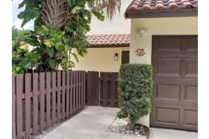 541 47th Street, Boca Raton, FL 33431 - MLS#R11167606