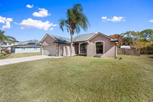 449 Glenwood Drive, Port St Lucie, FL 34953 - MLS#R11167621