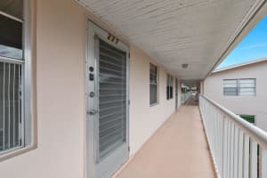 227 Dorchester J, West Palm Beach, FL 33417, West Palm Beach, FL 33417 - MLS#R11167626