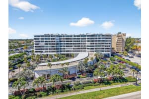 3589 Ocean Boulevard, South Palm Beach, FL 33480 - MLS#R11167650