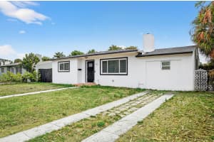 376 Leigh Road, West Palm Beach, FL 33405 - MLS#R11167657