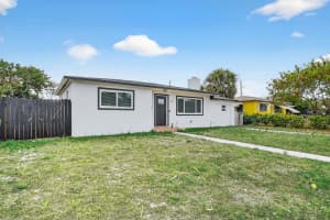 376 Leigh Road, West Palm Beach, FL 33405 - MLS#R11167657