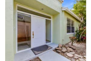 1235 Sussex Street, Boynton Beach, FL 33436 - MLS#R11167677